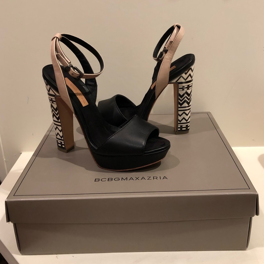BCBG Max Azria Black Leather Chunky Heel Sz. 7